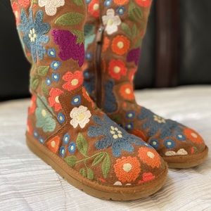 UGG Rare Limited Edition Wahine Boots